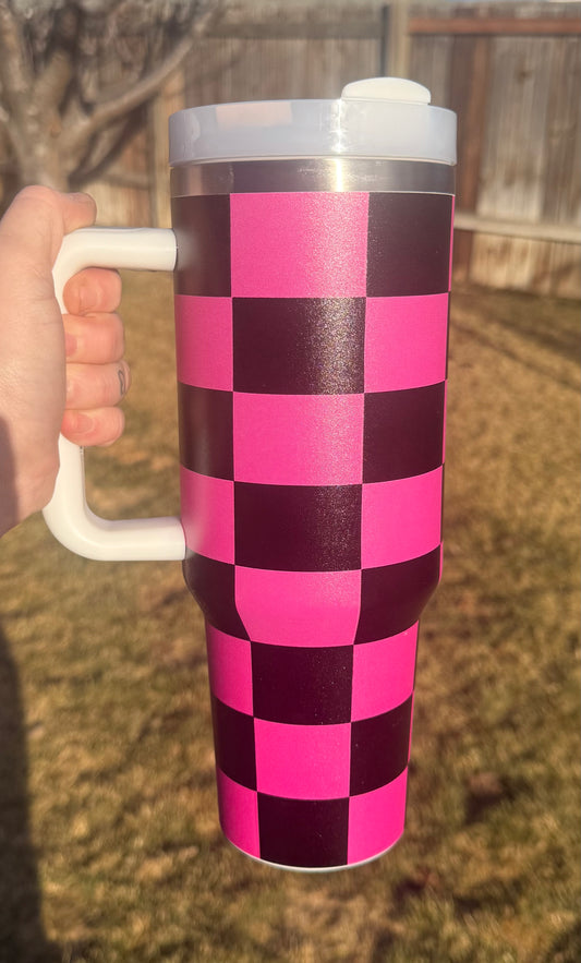 Pink/black checkered